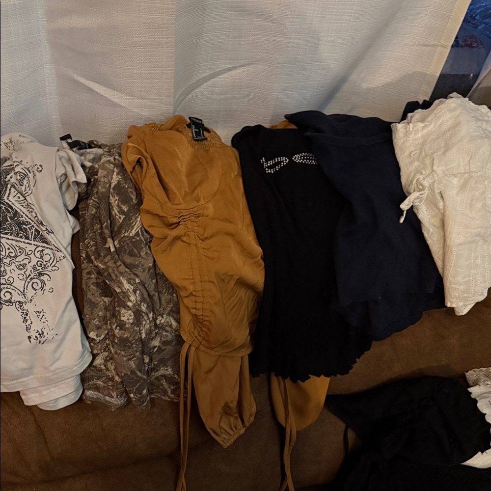 Bundle of spring/summer shirts size L